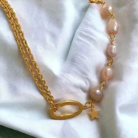 🆕️Elegant 18K Gold Plated Pink Freshwater Pearl Necklace with Star Charm ✨ - Picture 1 of 11